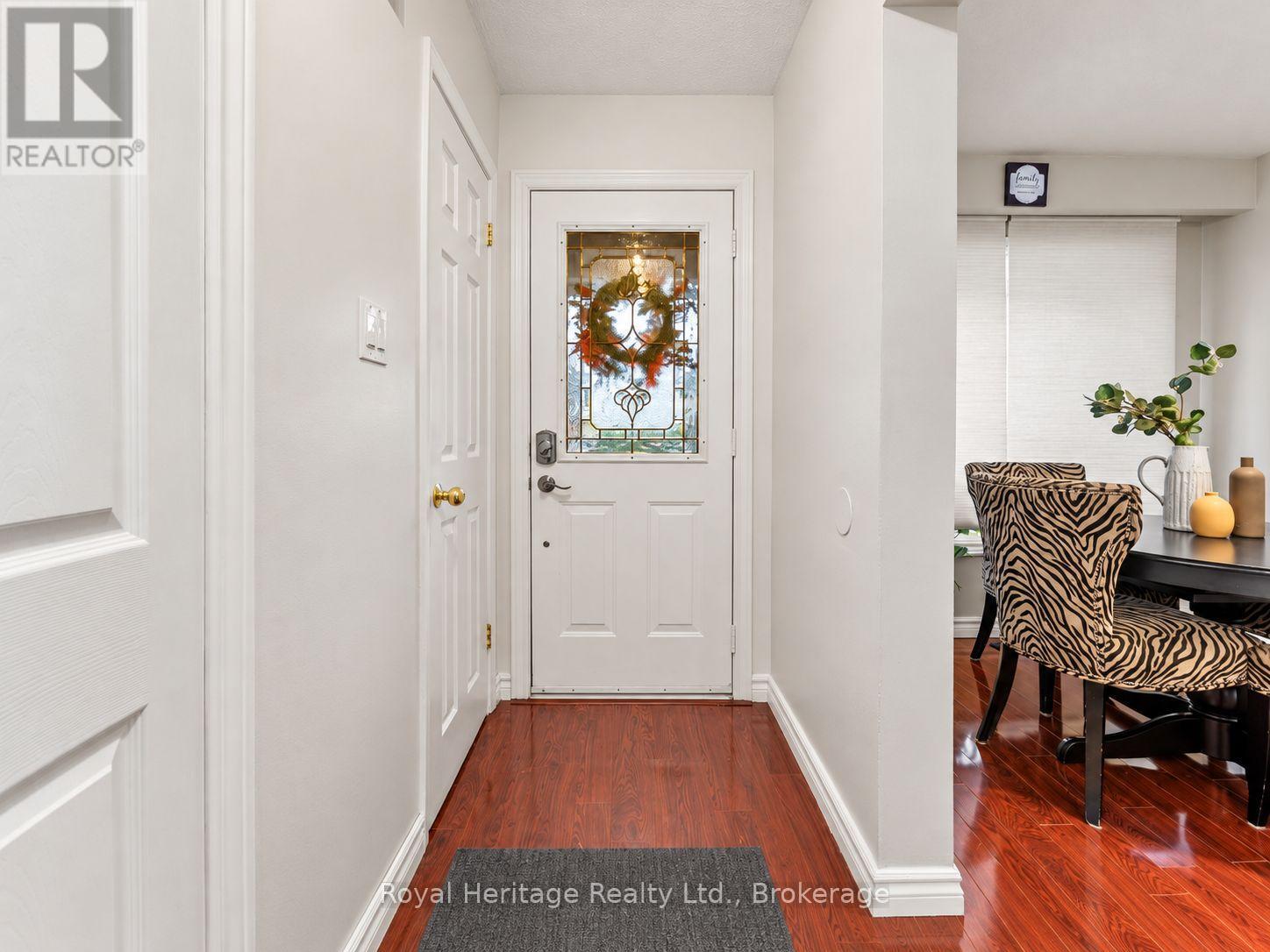 1795 Bronte Square, Pickering, Ontario  L1V 3C1 - Photo 7 - E14128218
