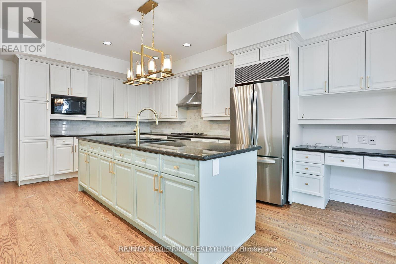 38 Gwendolen Crescent, Toronto (Lansing-Westgate), Ontario  M2N 2L7 - Photo 10 - C14128212