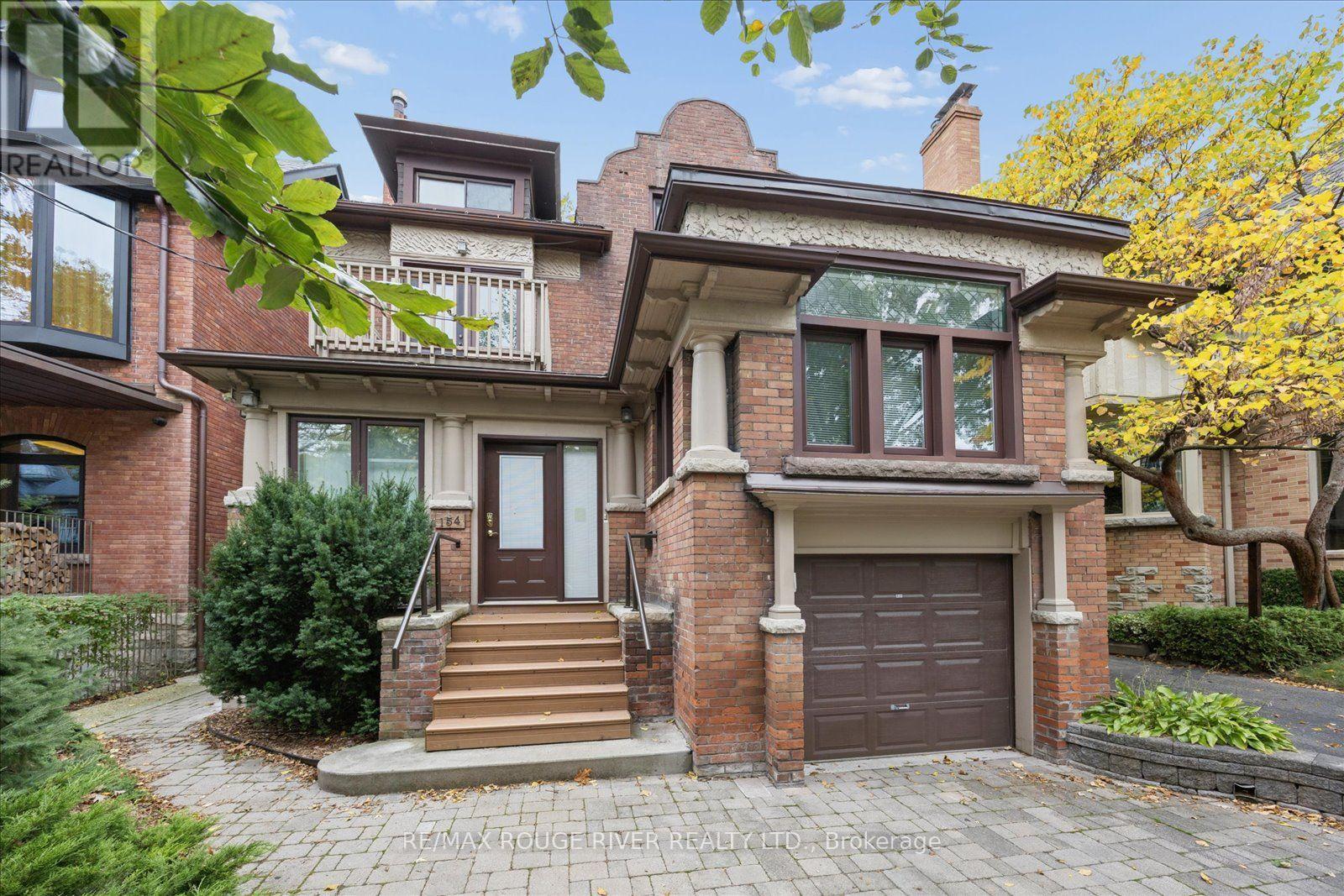 154 Walmer Road, Toronto, Ontario  M5R 2X9 - Photo 1 - C14128256