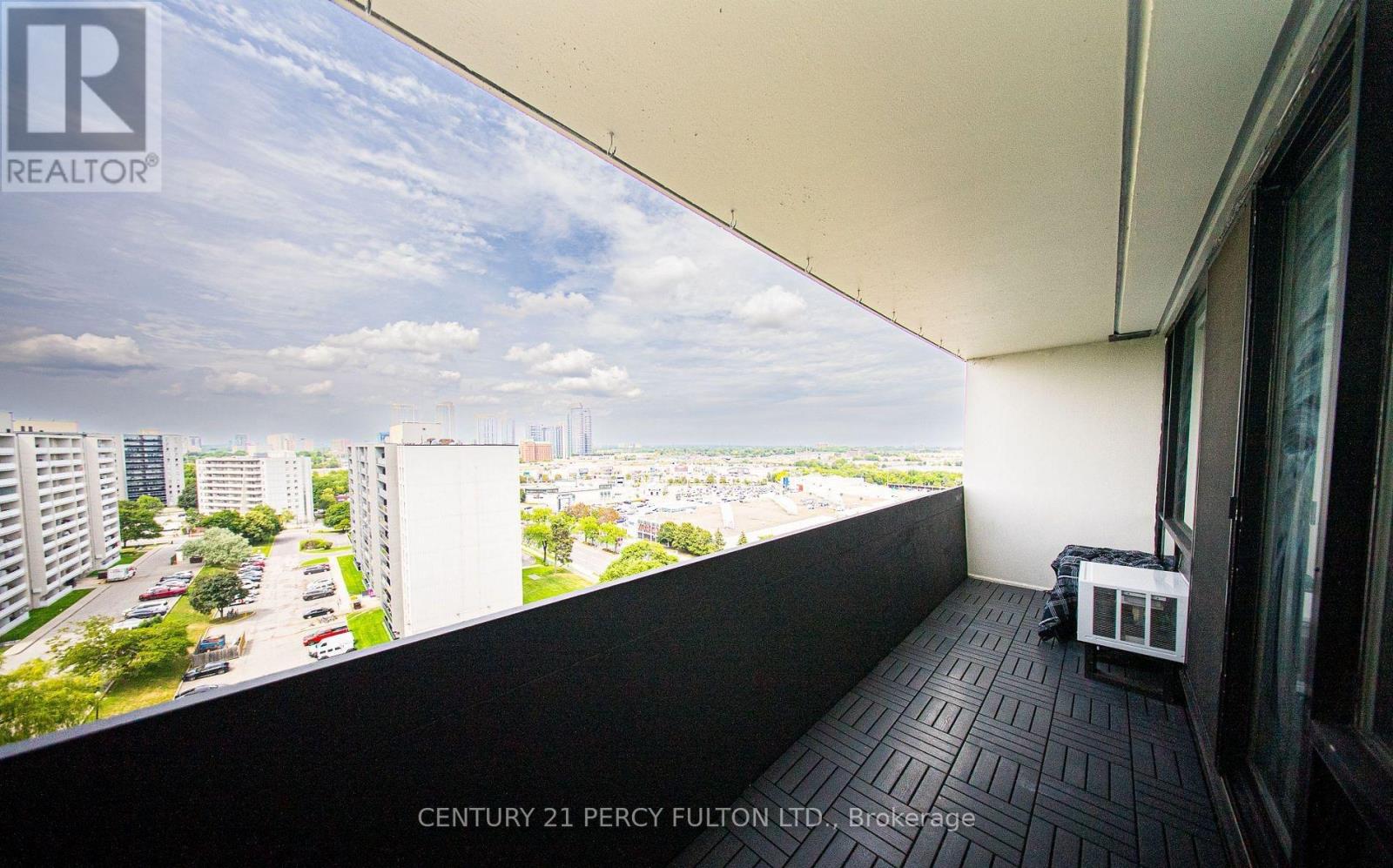 1212 - 2 Glamorgan Avenue, Toronto, Ontario  M1P 2M8 - Photo 14 - E14128192