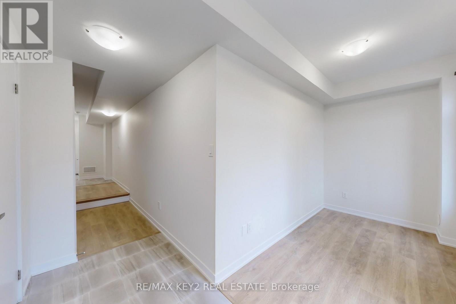 1204 - 1865 Pickering Parkway, Pickering (Village East), Ontario  L1V 0H2 - Photo 3 - E14128214