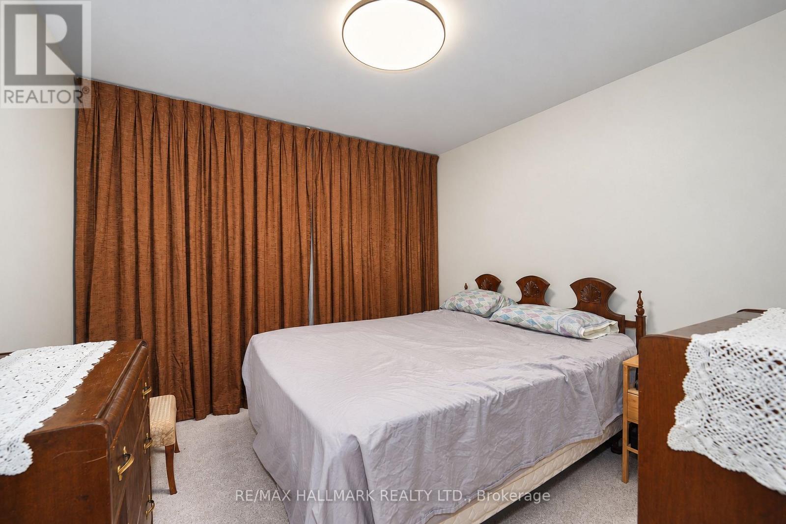 21 Queenscourt Drive, Toronto, Ontario  M1T 2J4 - Photo 27 - E14128260