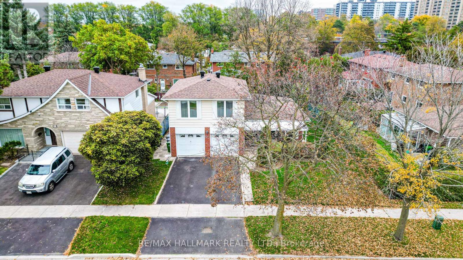 21 Queenscourt Drive, Toronto, Ontario  M1T 2J4 - Photo 40 - E14128260