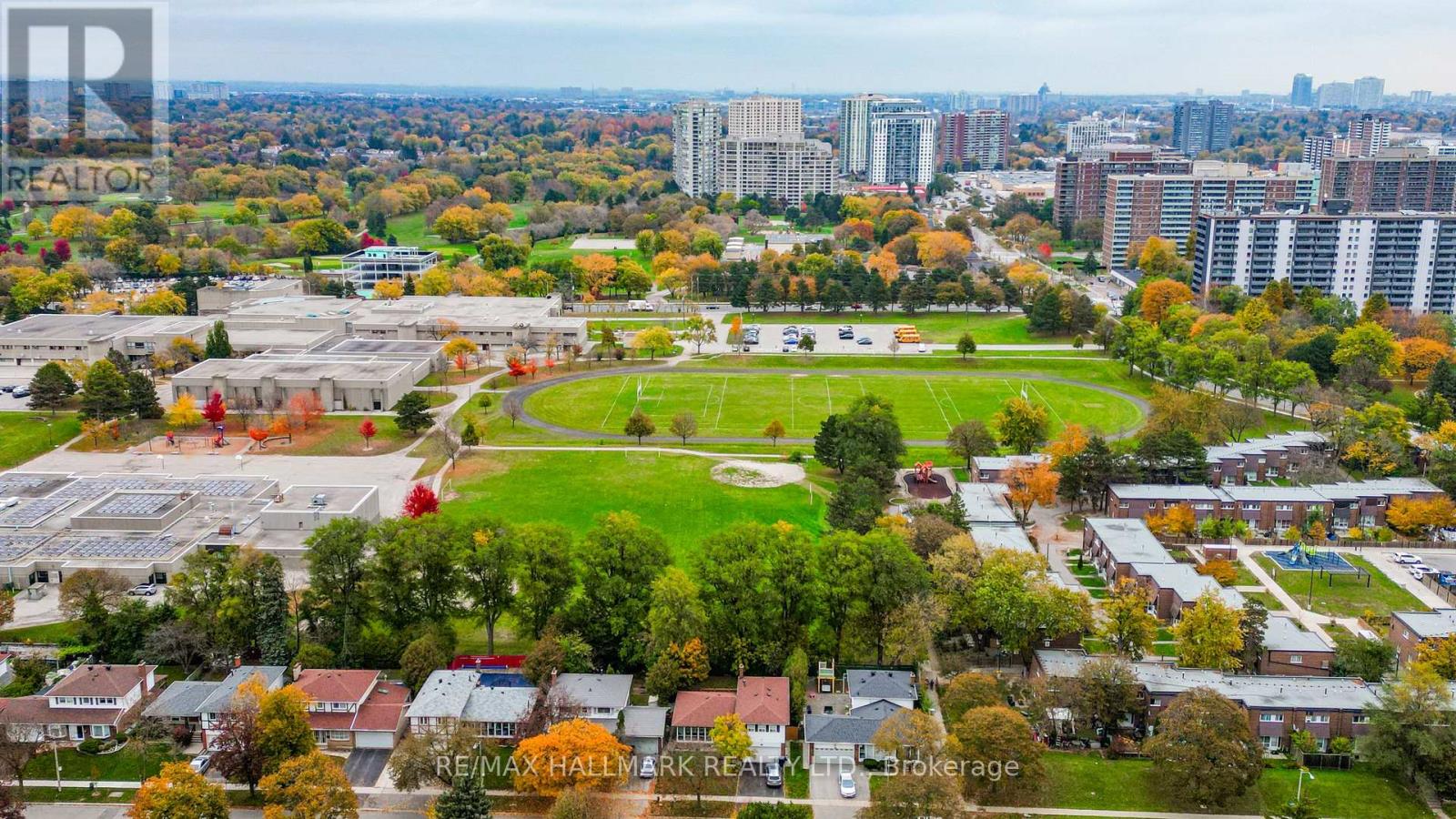 21 Queenscourt Drive, Toronto, Ontario  M1T 2J4 - Photo 43 - E14128260
