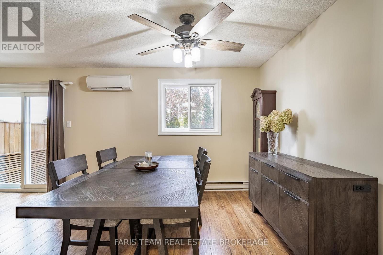 264 Collings Avenue, Bradford West Gwillimbury (Bradford), Ontario  L3Z 1W3 - Photo 7 - N14128268