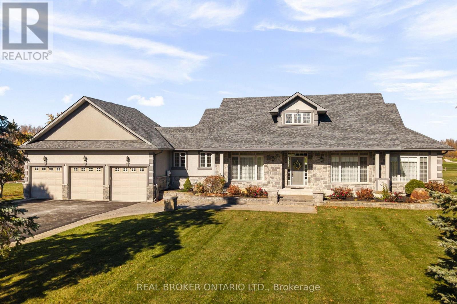 1046 Hurlwood Lane, Severn, Ontario  L3V 0Y6 - Photo 40 - S14128142