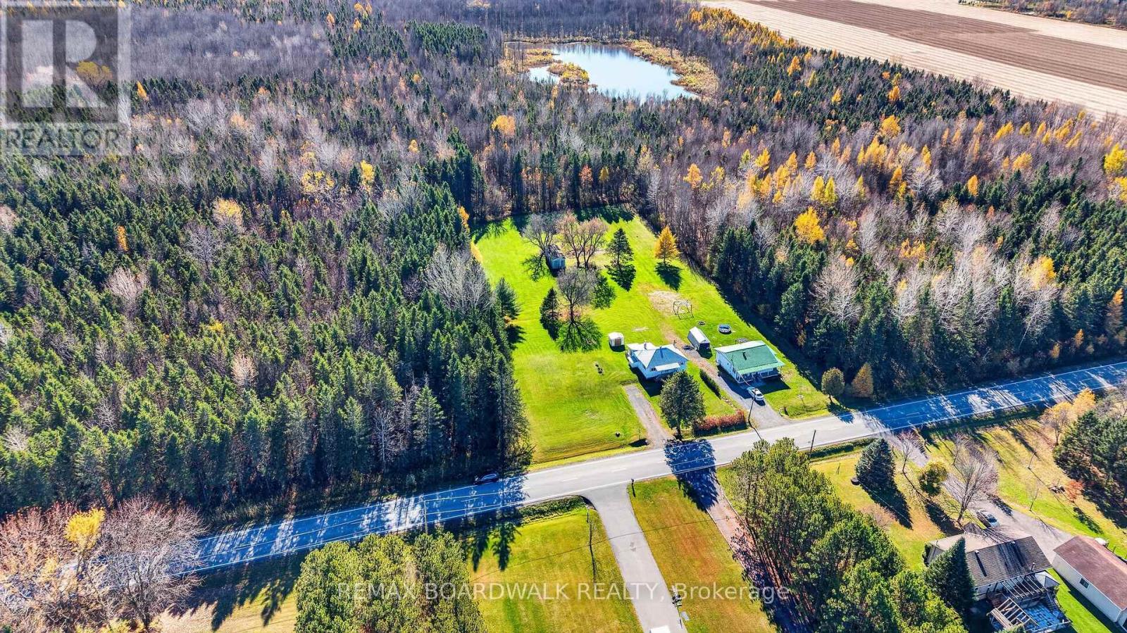 637 Route 400 Route E, The Nation, Ontario  K0A 1M0 - Photo 26 - X14128252