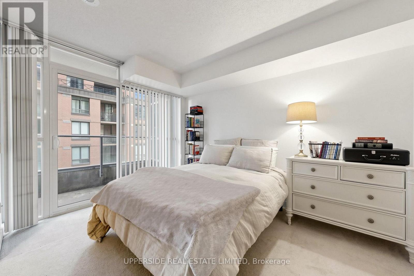 607 - 126 Simcoe Street, Toronto, Ontario  M5H 4E6 - Photo 12 - C14126516