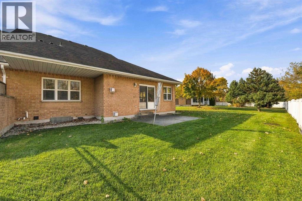 27 Michael Snow Court, Sarnia, Ontario  N7W 1B8 - Photo 40 - 26026549