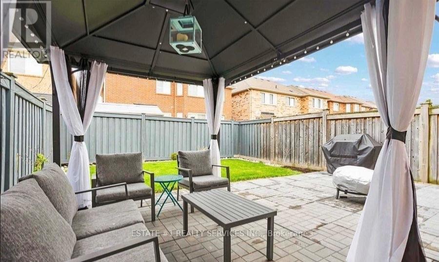 27 Thornbush Boulevard, Brampton, Ontario  L7A 0K5 - Photo 17 - W14126962