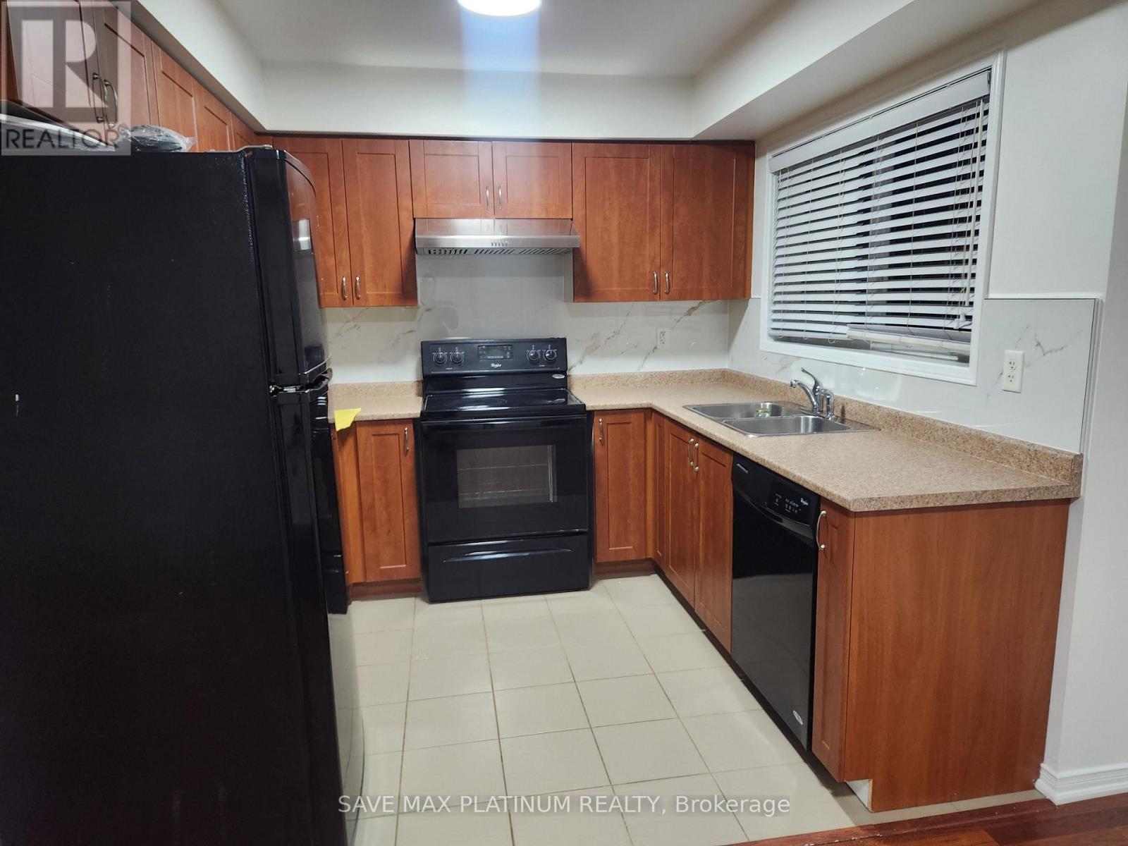 15 - 2444 Post Road, Oakville, Ontario  L6H 0J2 - Photo 2 - W14128232