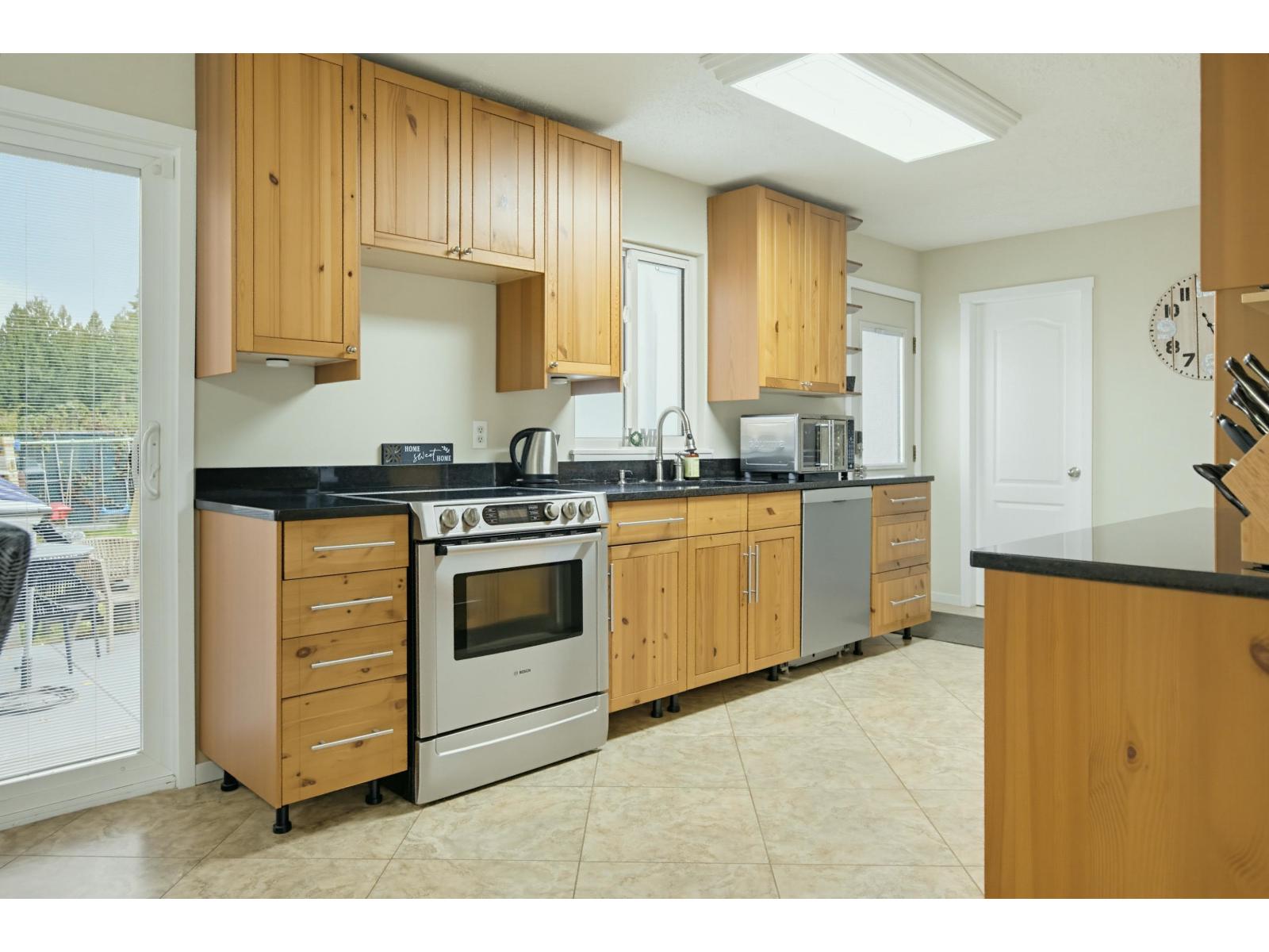 4416 203 Street, Langley, British Columbia  V3A 6P7 - Photo 12 - R3178176