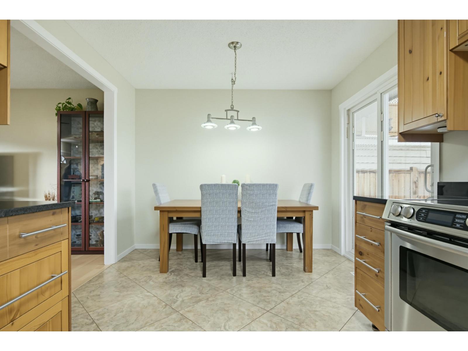 4416 203 Street, Langley, British Columbia  V3A 6P7 - Photo 9 - R3178176
