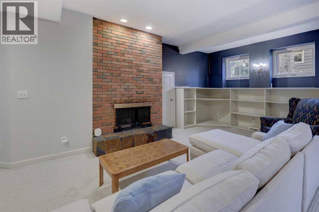 216 Pump Hill Gardens Sw, Calgary, Alberta  T2V 4M6 - Photo 28 - A2355339