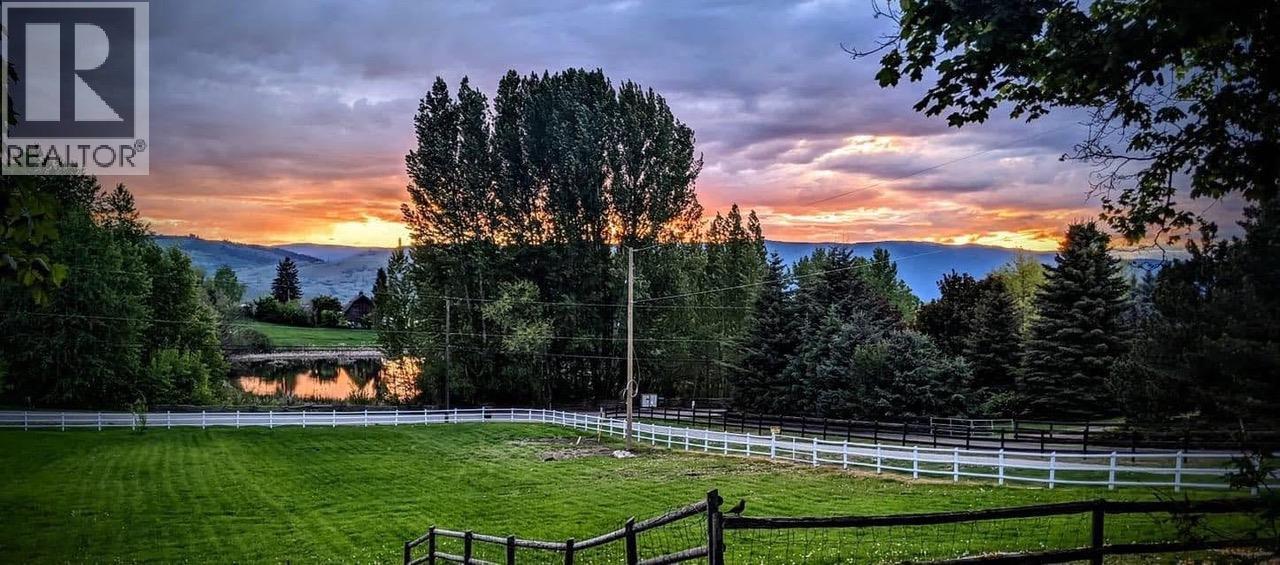 6459 L & A Road, Vernon, British Columbia  V1B 3T8 - Photo 2 - 10404721