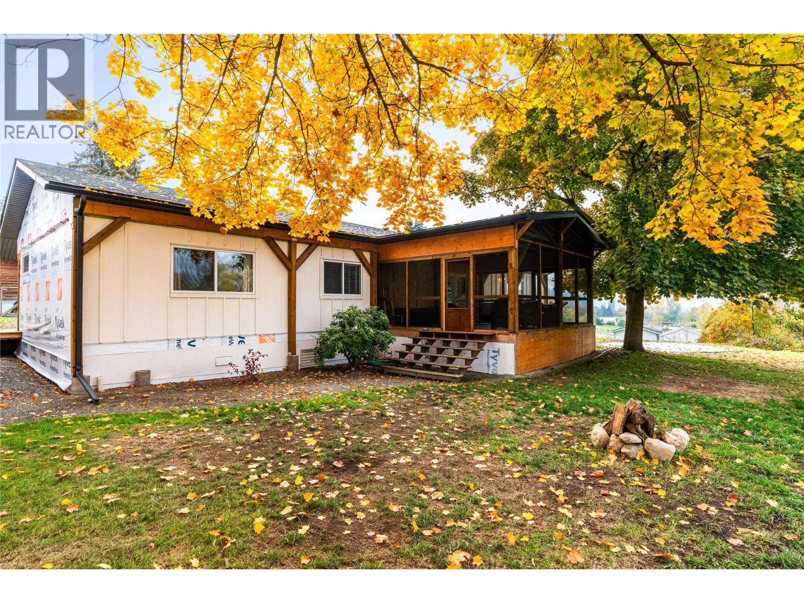 6459 L & A Road, Vernon, British Columbia  V1B 3T8 - Photo 48 - 10404721