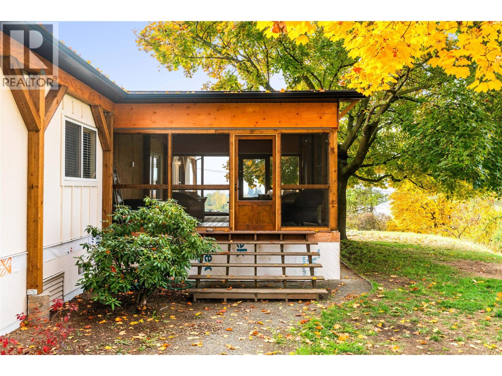 6459 L & A Road, Vernon, British Columbia  V1B 3T8 - Photo 49 - 10404721