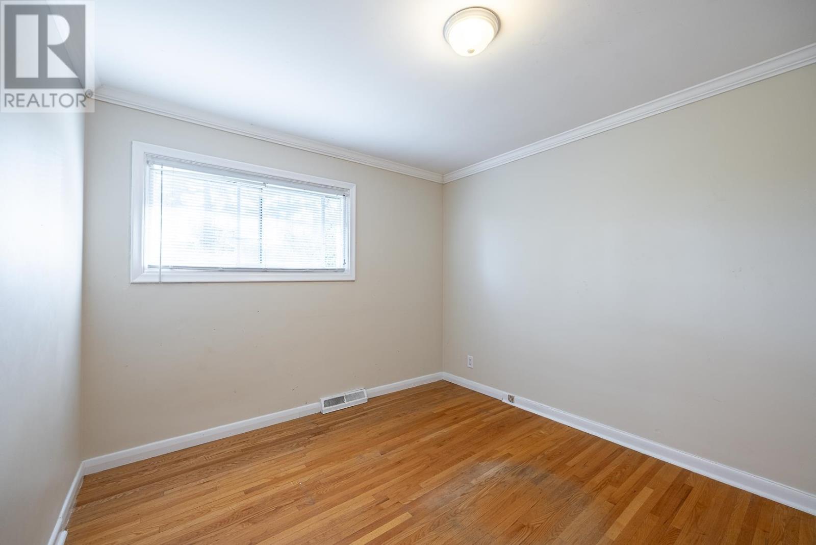 122 Lewis Rd, Sault Ste. Marie, Ontario  P6A 4G4 - Photo 22 - SM263015