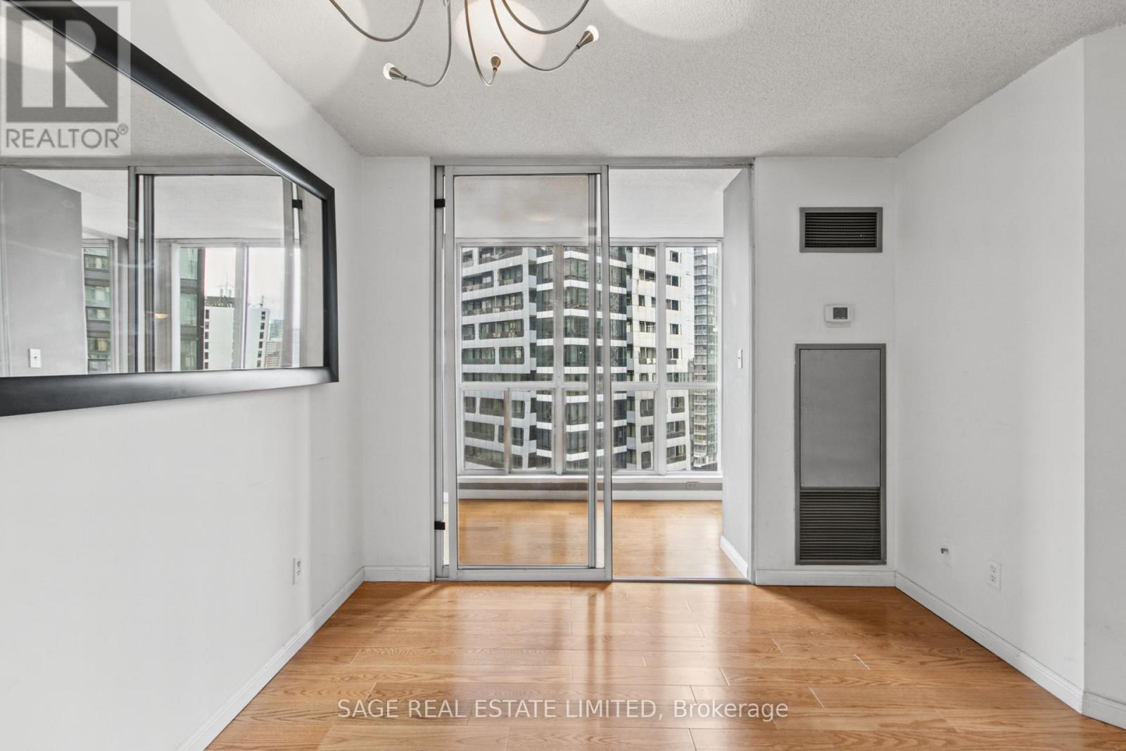 1909 - 24 Wellesley Street W, Toronto, Ontario  M4Y 2X6 - Photo 14 - C14128204