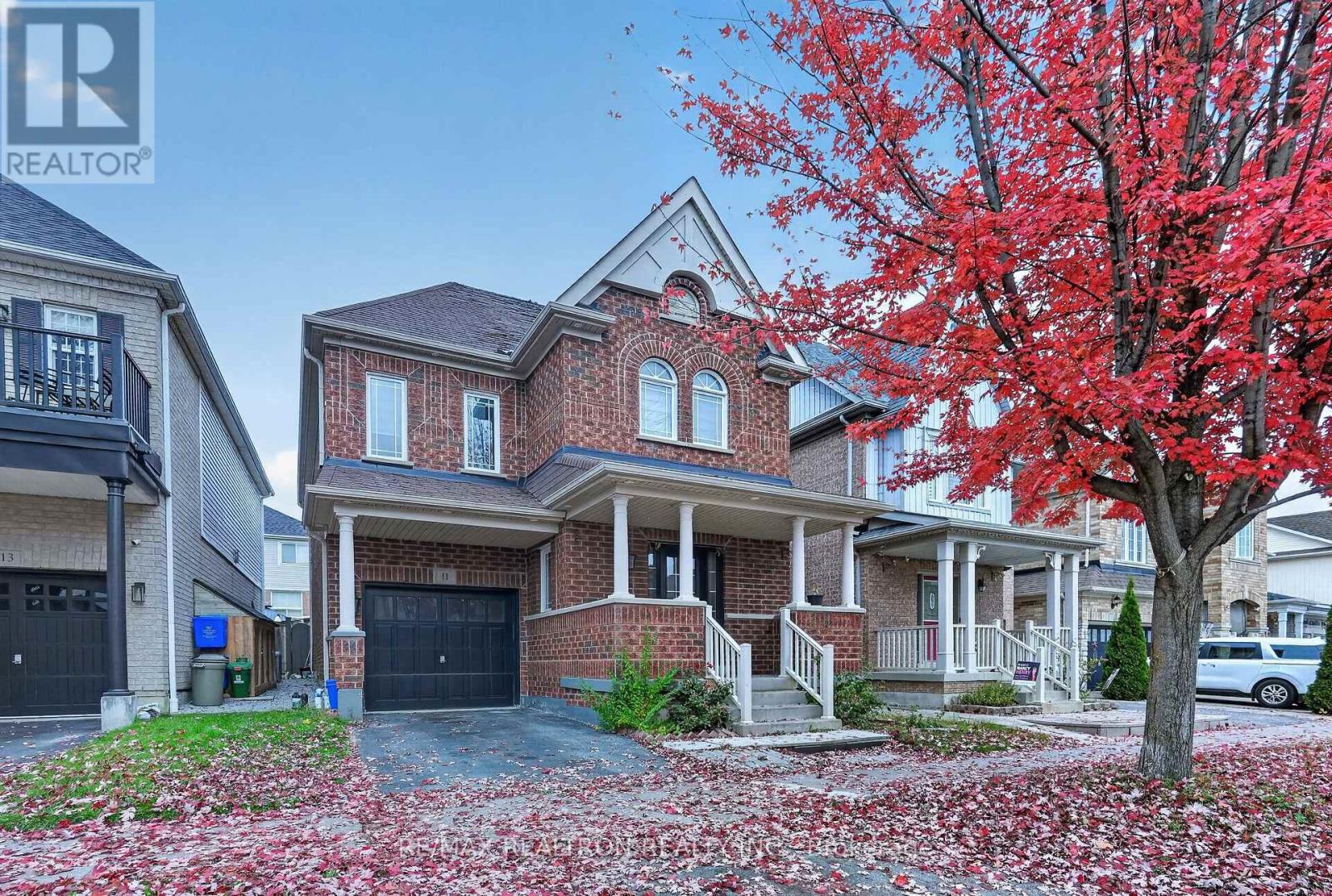 11 MIDDLECOTE DRIVE, Ajax, Ontario