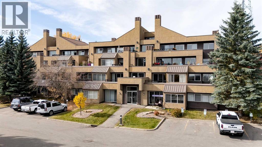 3, 125 Village Heights SW, Calgary, Alberta