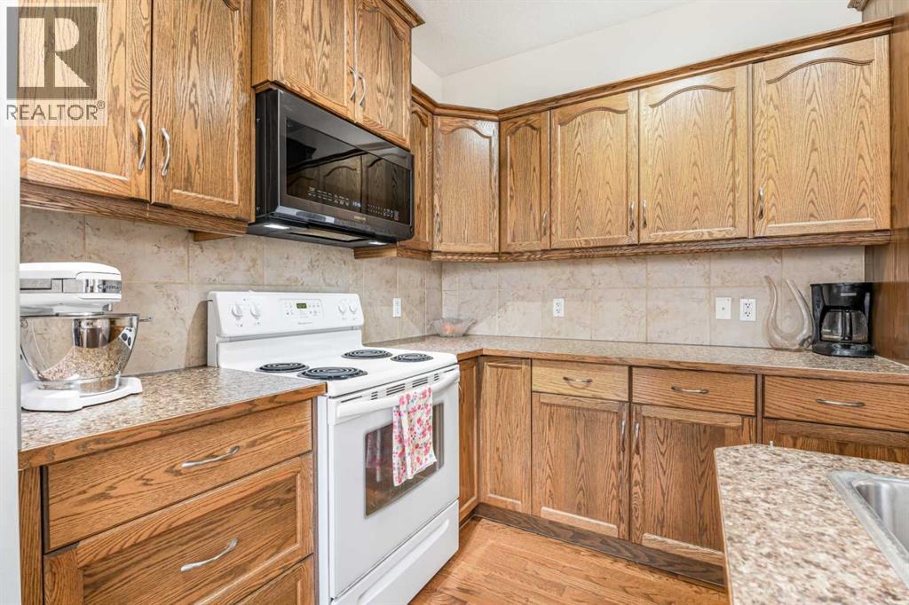 113 Cimarron Vista Crescent, Okotoks, Alberta  T1S 0K2 - Photo 15 - A2354922