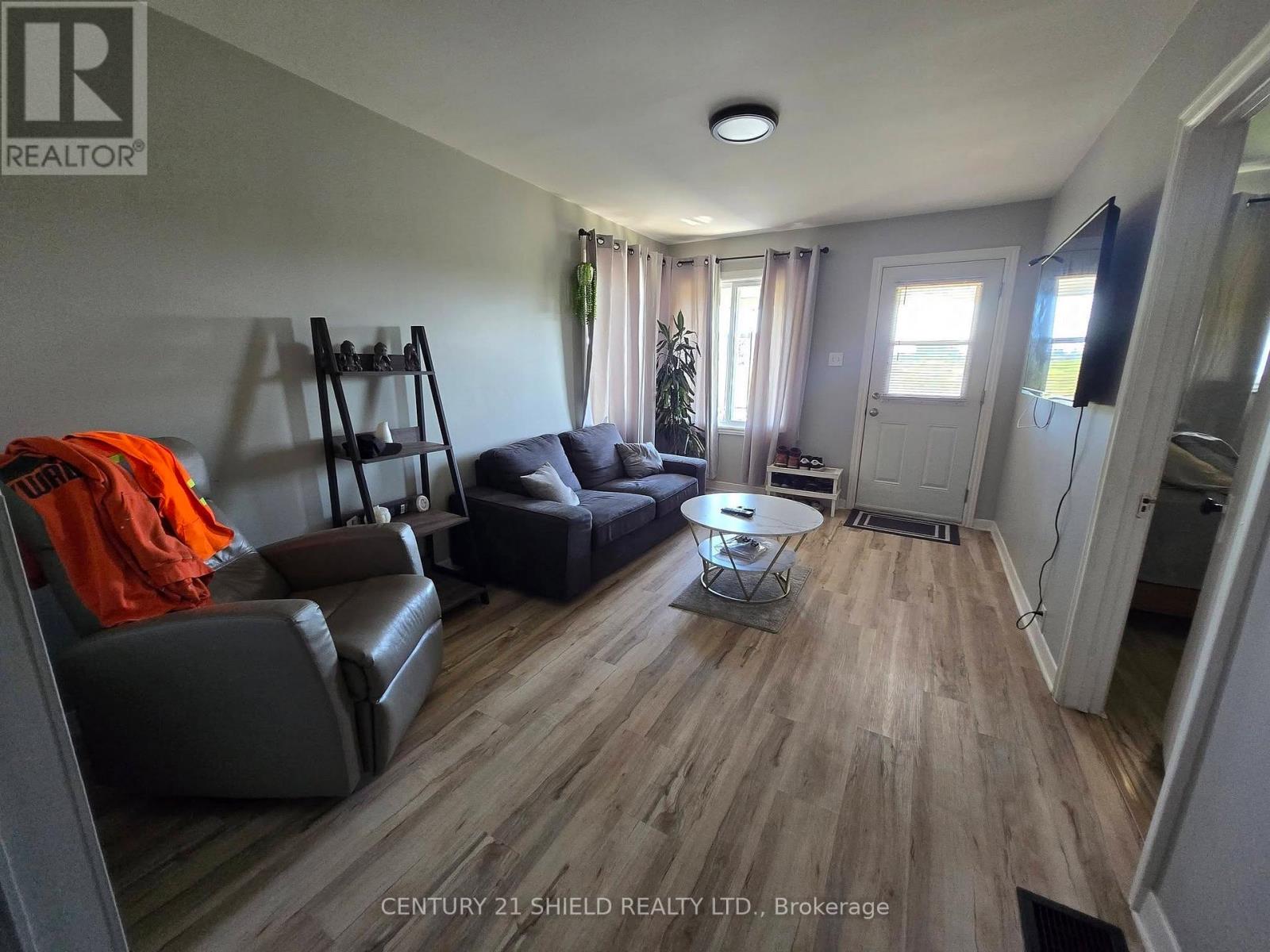 48 Danis Street, Cornwall, Ontario  K6H 5G2 - Photo 2 - X14128480