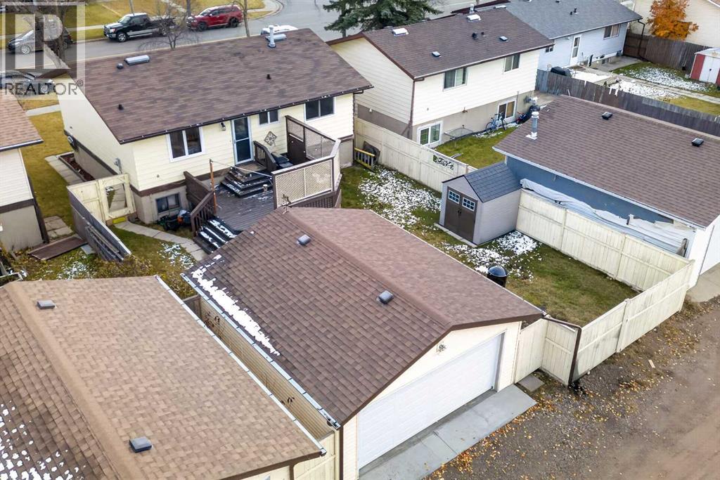 1051 Abbeydale Drive NE