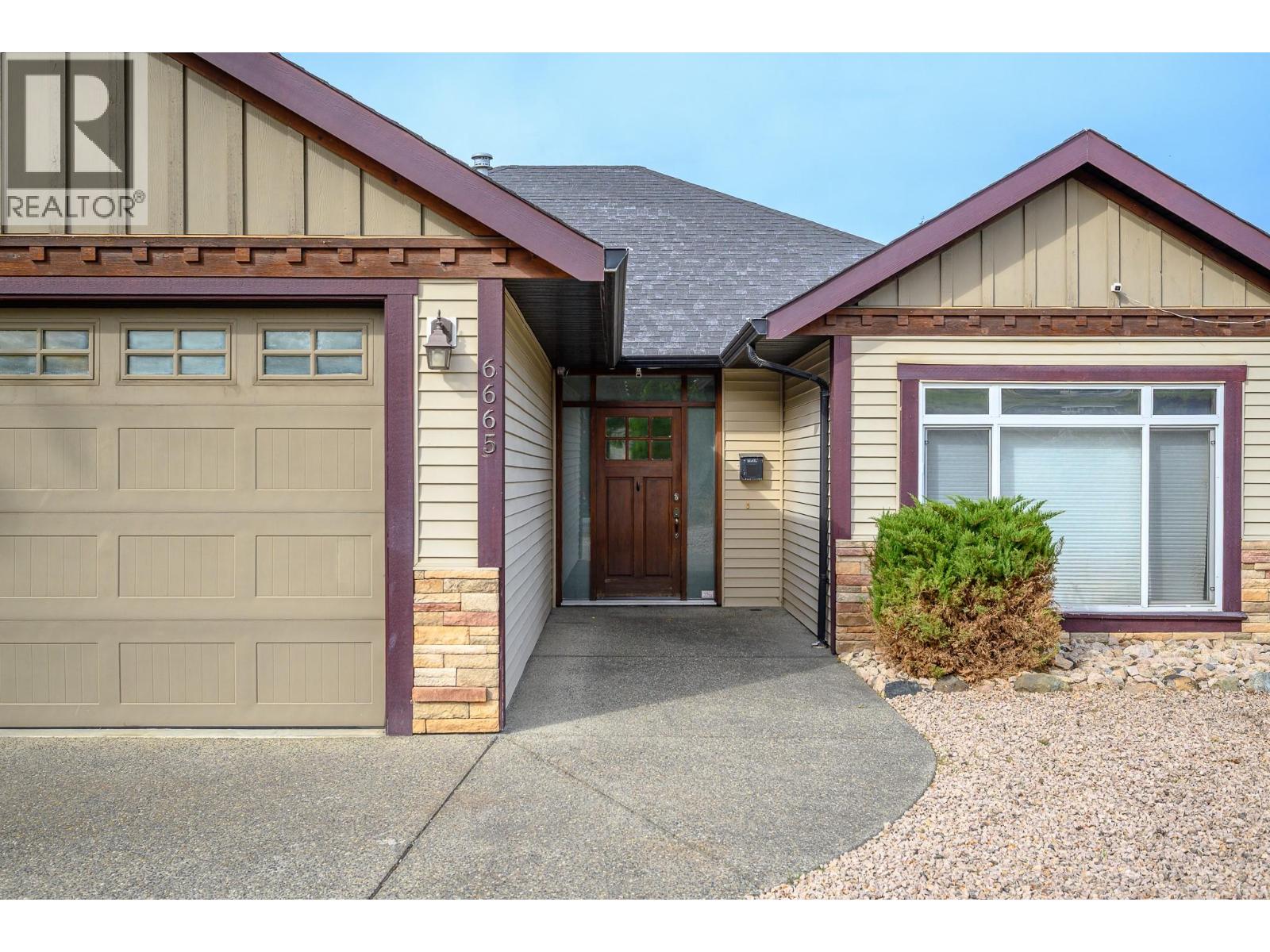 6665 Tronson Road, Vernon, British Columbia