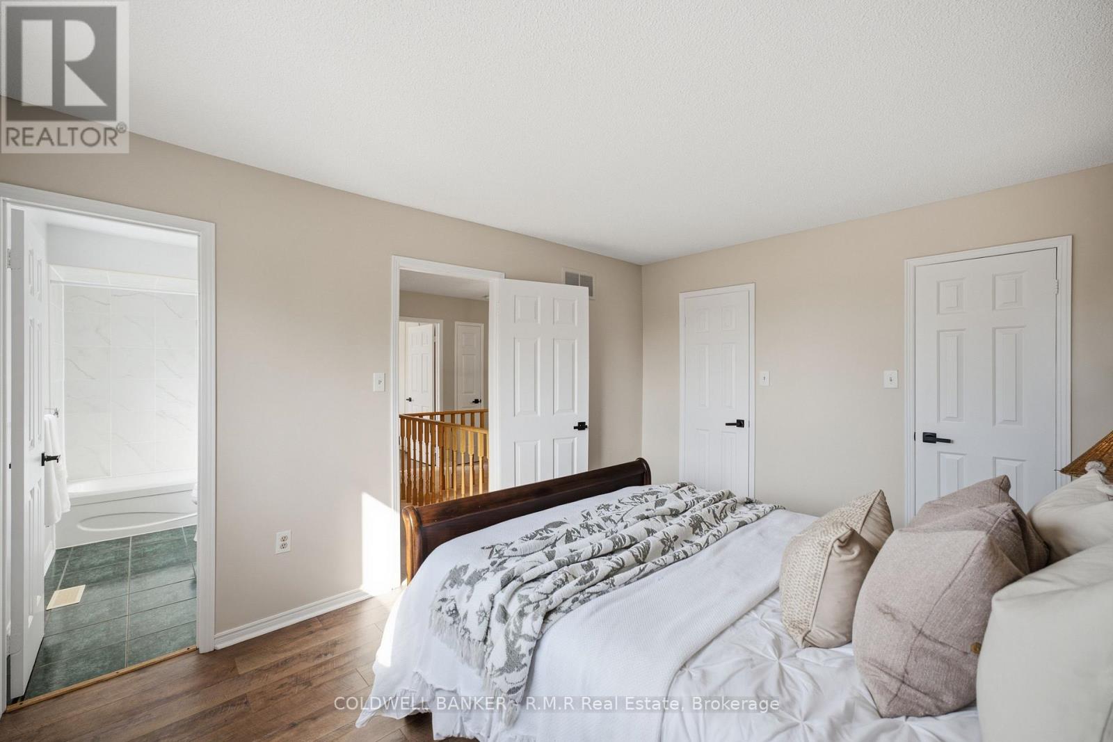 923 Lavis Court, Oshawa, Ontario  L1K 1W2 - Photo 25 - E14128474