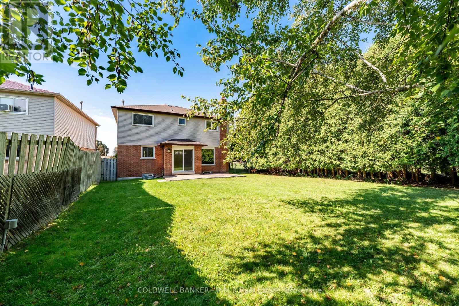 923 Lavis Court, Oshawa, Ontario  L1K 1W2 - Photo 37 - E14128474