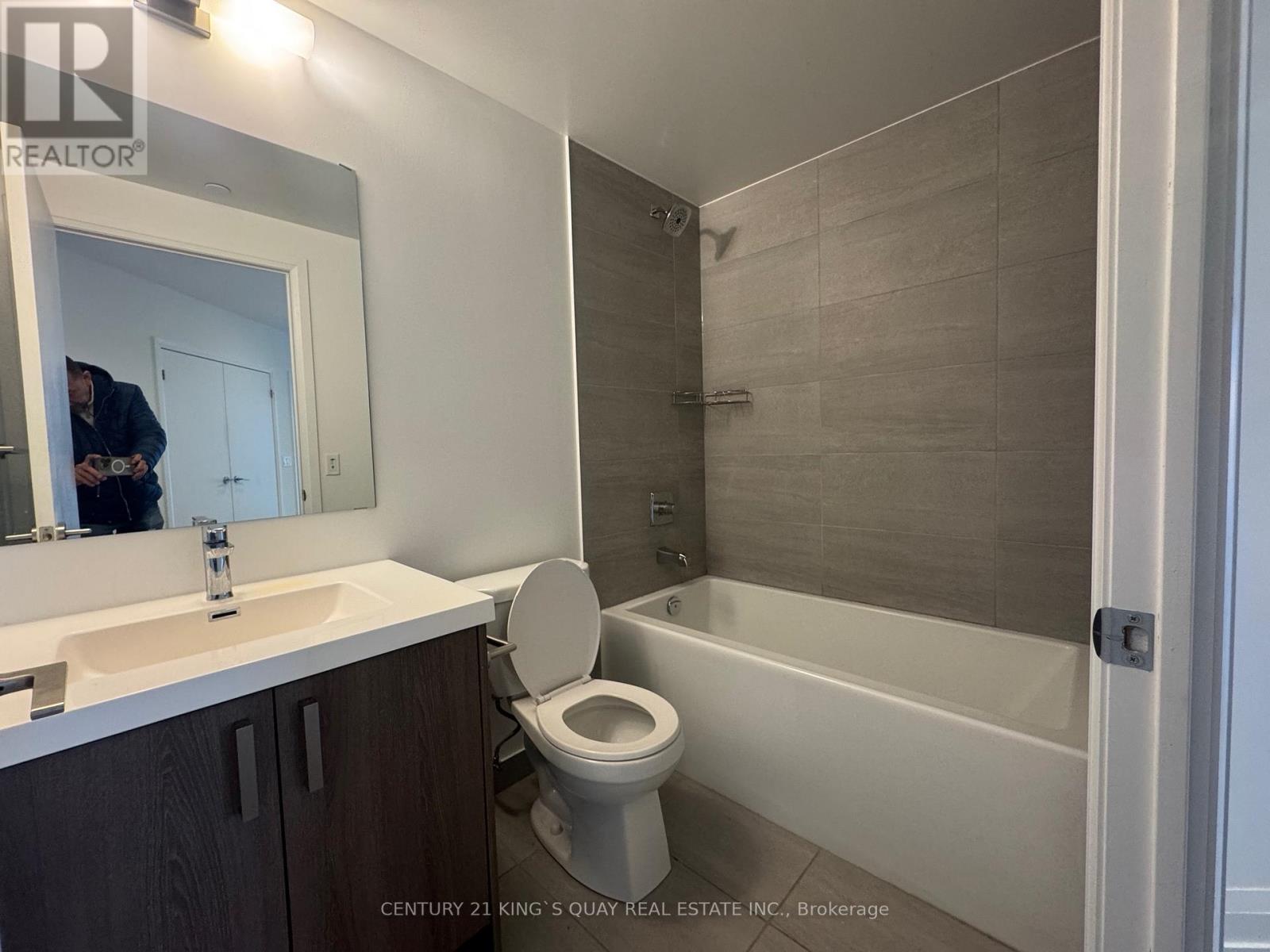 2103 - 77 Mutual Street, Toronto (Church-Yonge Corridor), Ontario  M5B 0B9 - Photo 9 - C14128312
