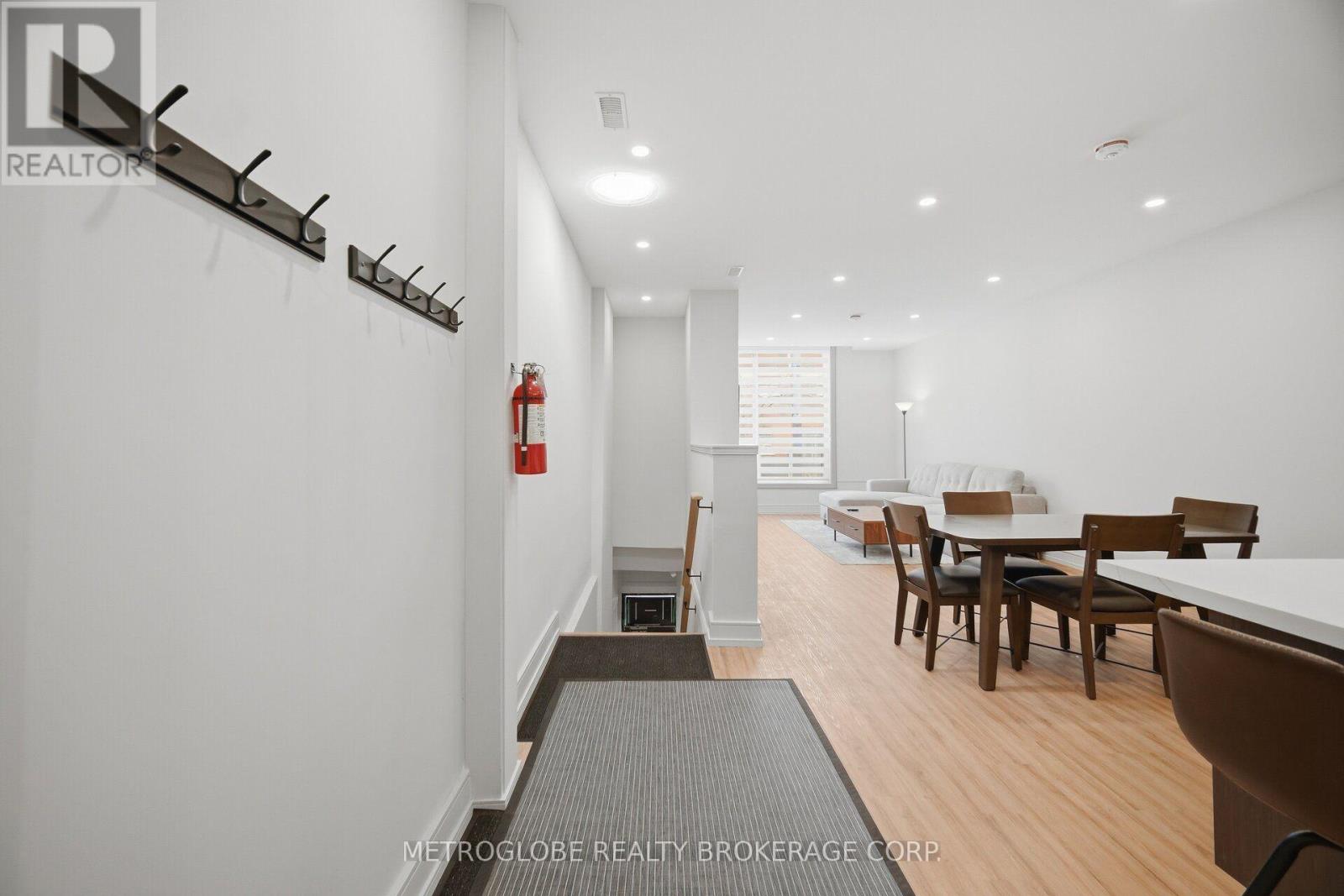 2nd Floor - 587a College Street, Toronto, Ontario  M6G 1B2 - Photo 3 - C14128478