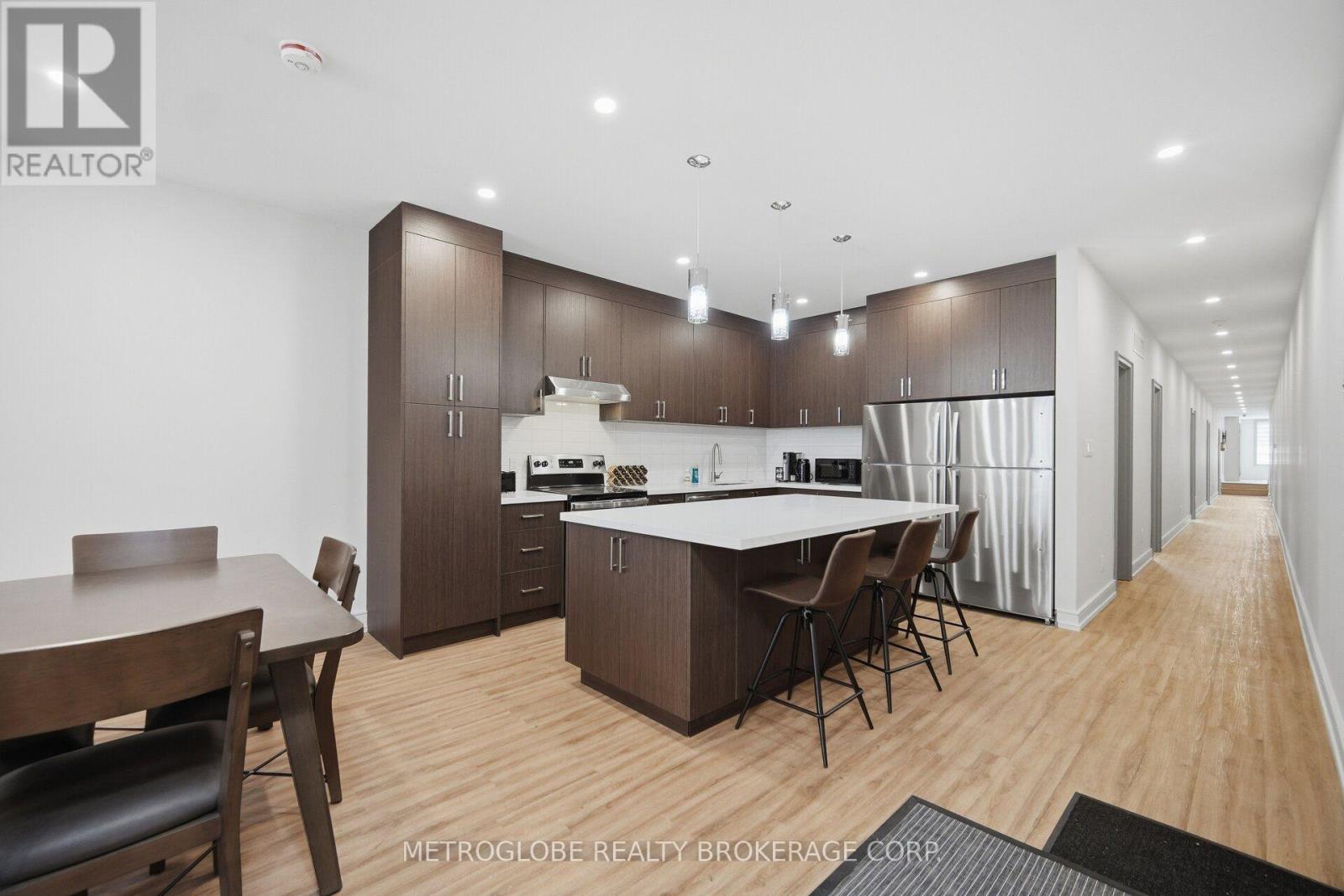 2nd Floor - 587a College Street, Toronto, Ontario  M6G 1B2 - Photo 5 - C14128478
