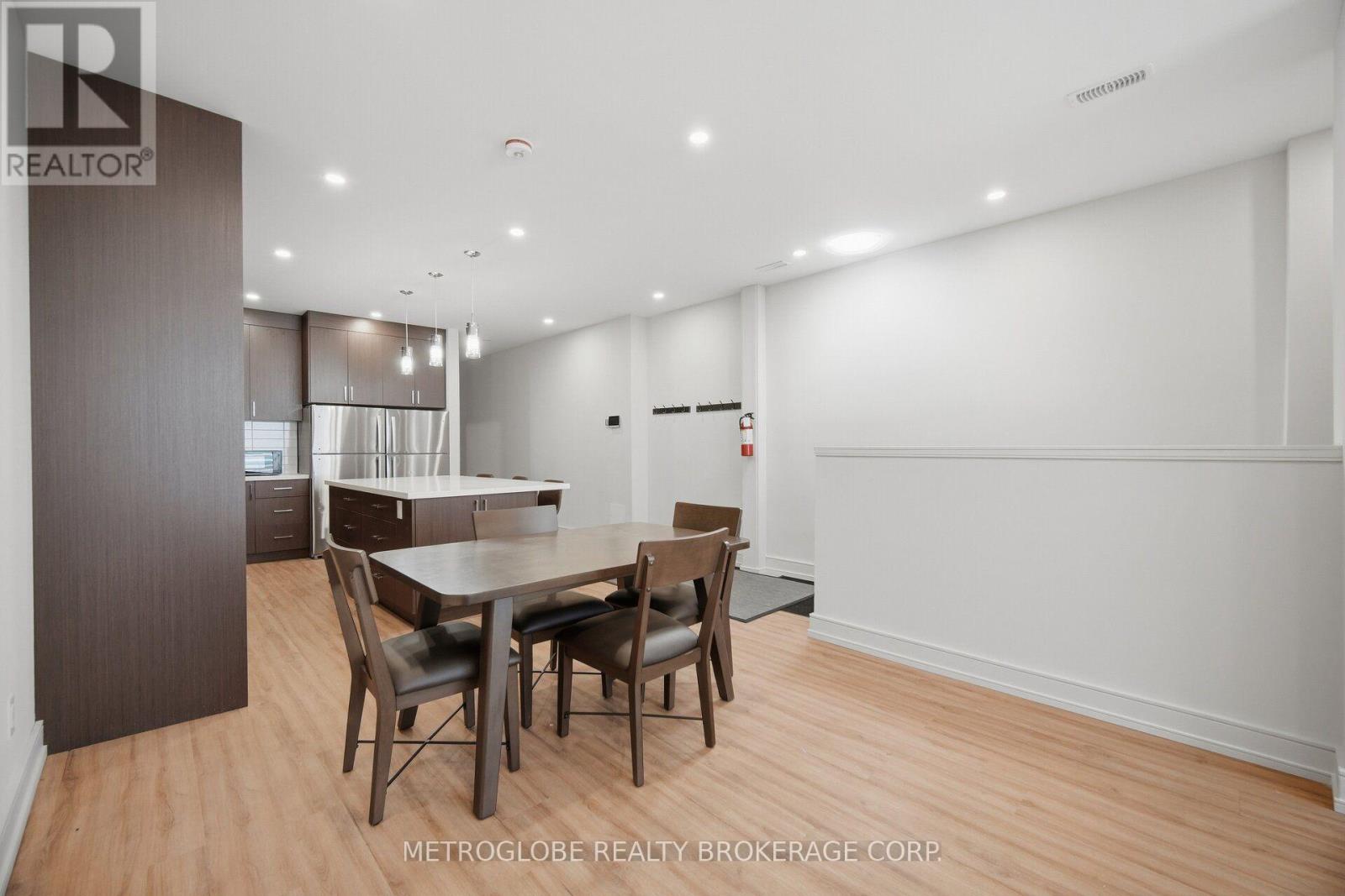 2nd Floor - 587a College Street, Toronto, Ontario  M6G 1B2 - Photo 9 - C14128478