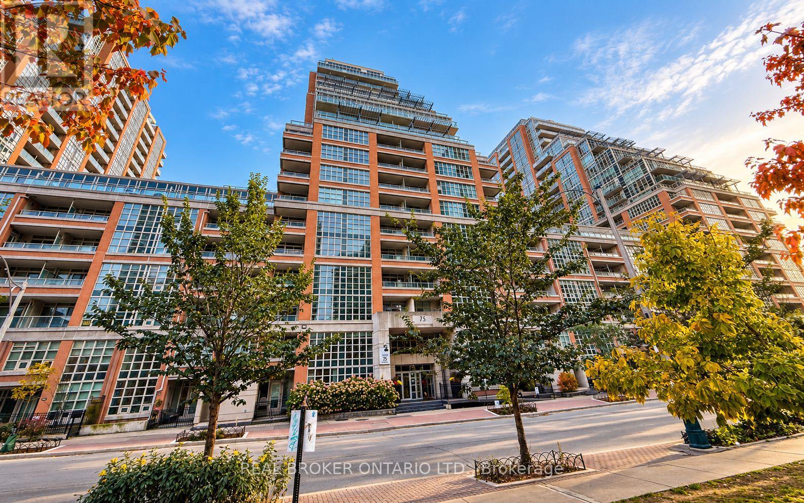 2009 - 75 East Liberty Street, Toronto, Ontario  M6K 3R3 - Photo 2 - C14128482