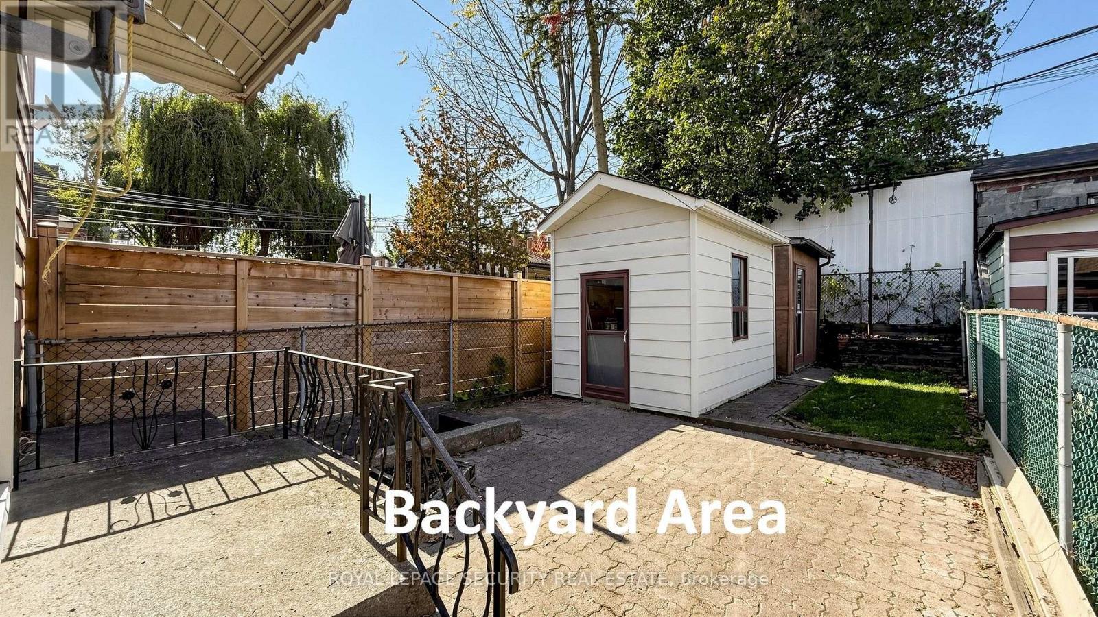 170 Robina Avenue, Toronto, Ontario  M6C 3Y7 - Photo 41 - C14128498