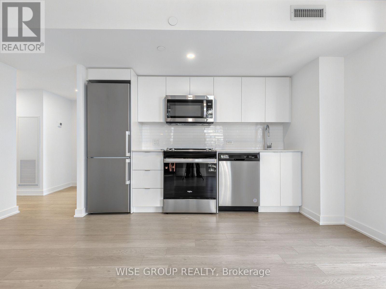910 - 18 Tretti Way, Toronto (Clanton Park), Ontario  M3H 0E4 - Photo 8 - C14128508