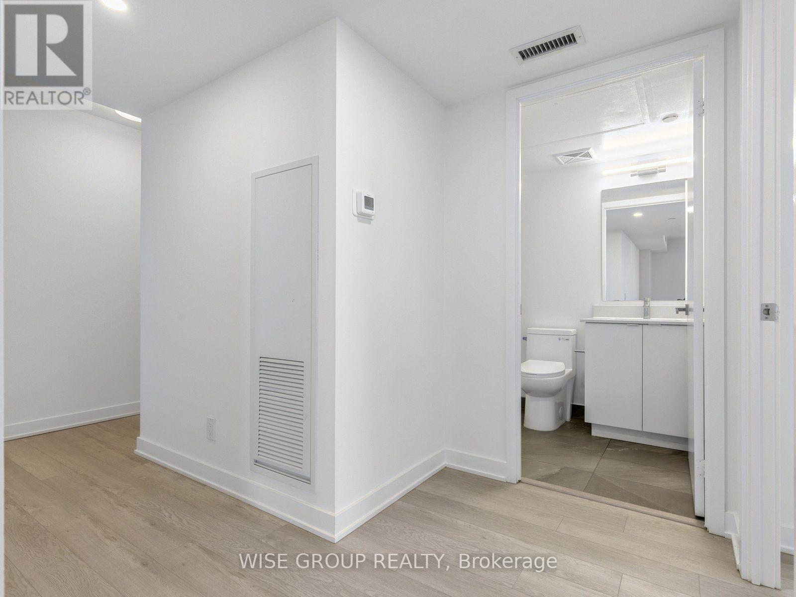 1210 - 18 Tretti Way, Toronto, Ontario  M3H 0E4 - Photo 13 - C14128566