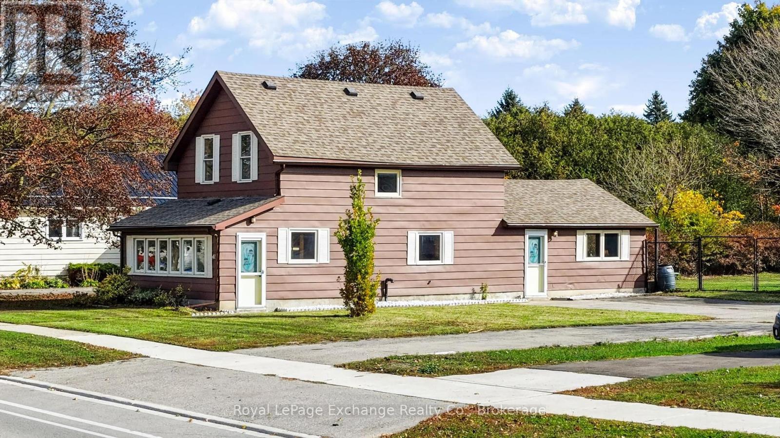 411 Queen Street, Kincardine, Ontario  N2Z 2R4 - Photo 3 - X14128526
