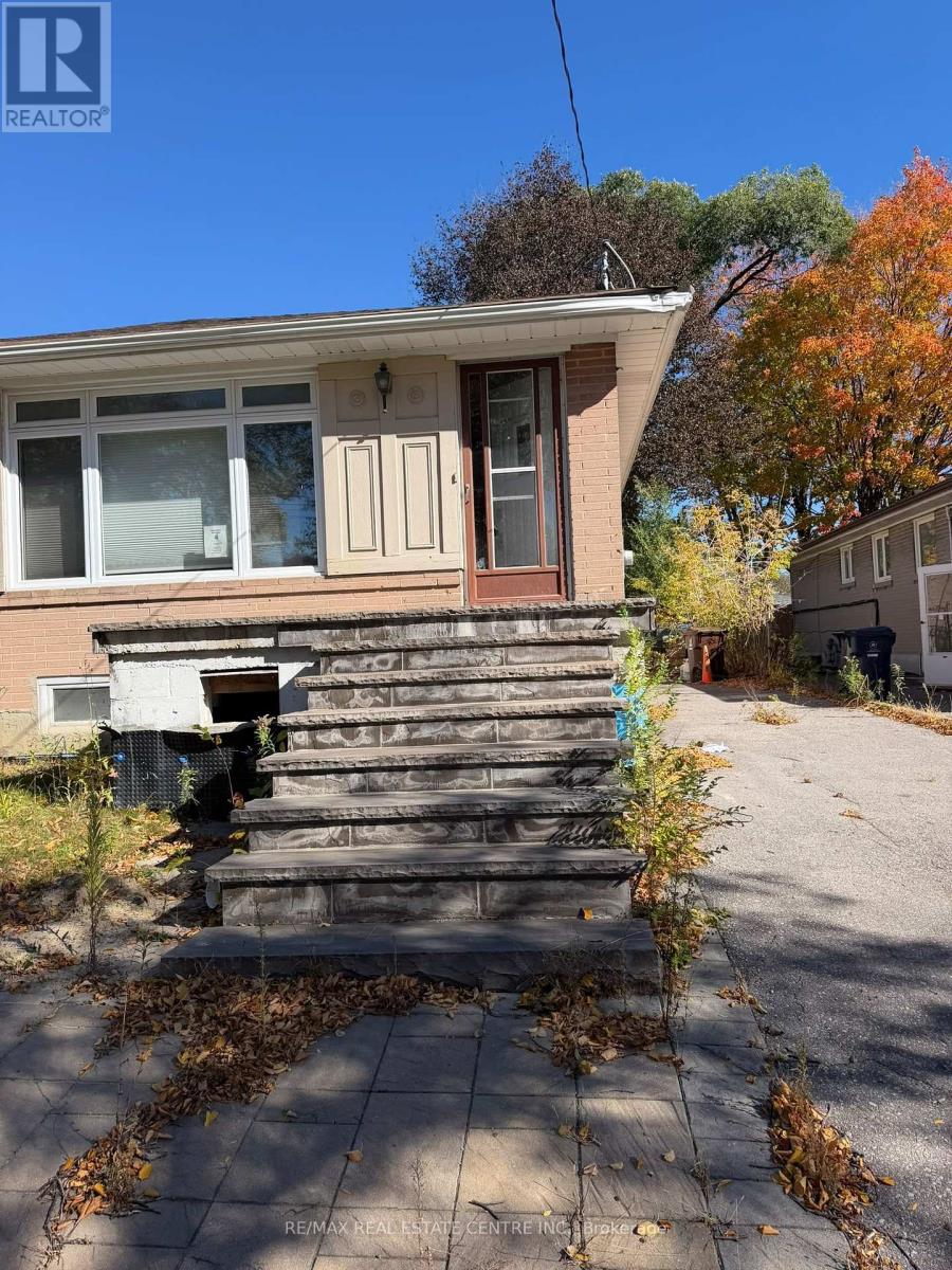 97 Birkdale Road, Toronto, Ontario  M1P 3R6 - Photo 1 - E14128436