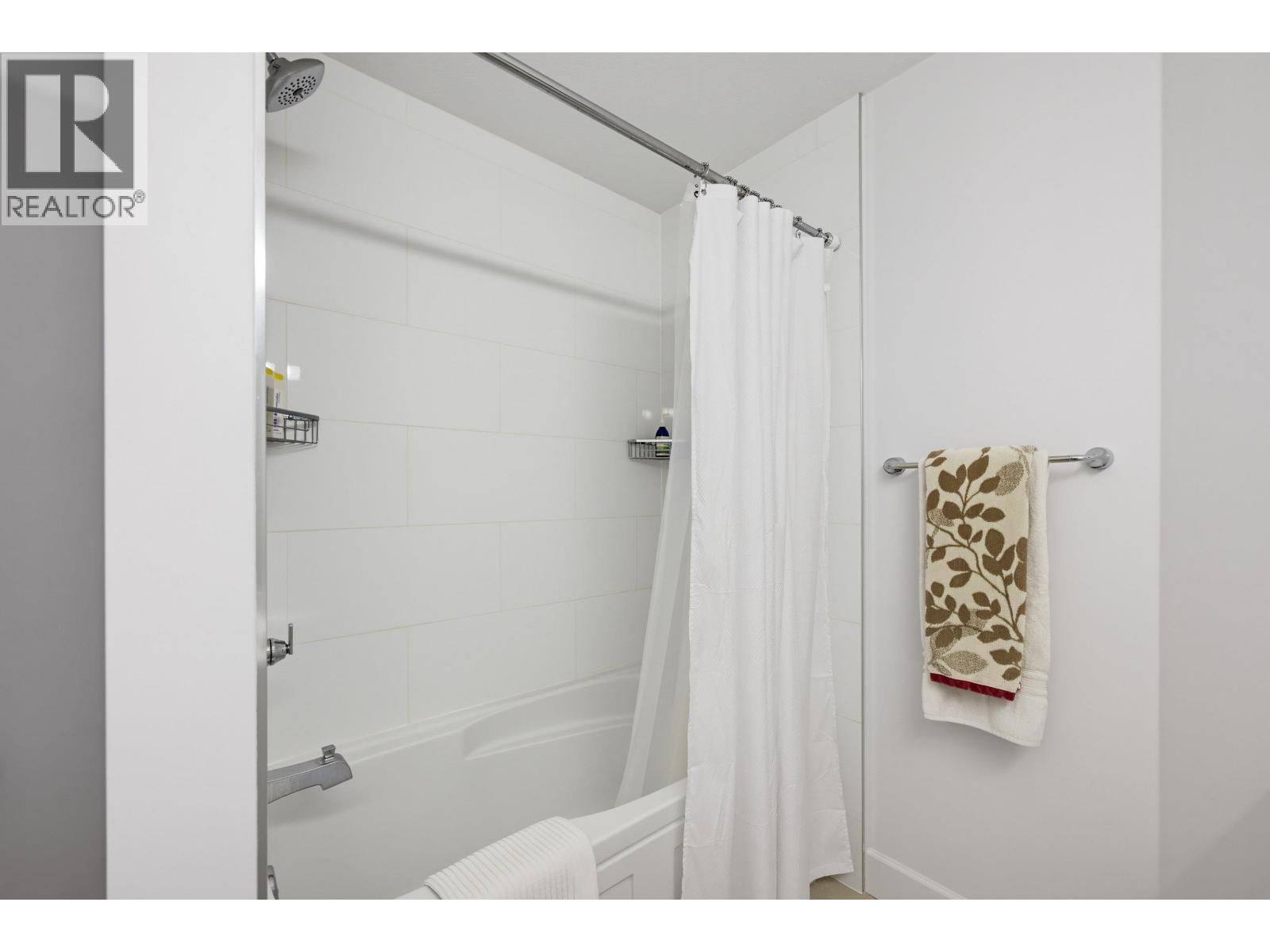 6469 Meadow Place, Ladner, British Columbia  V4K 4X4 - Photo 29 - R3178883