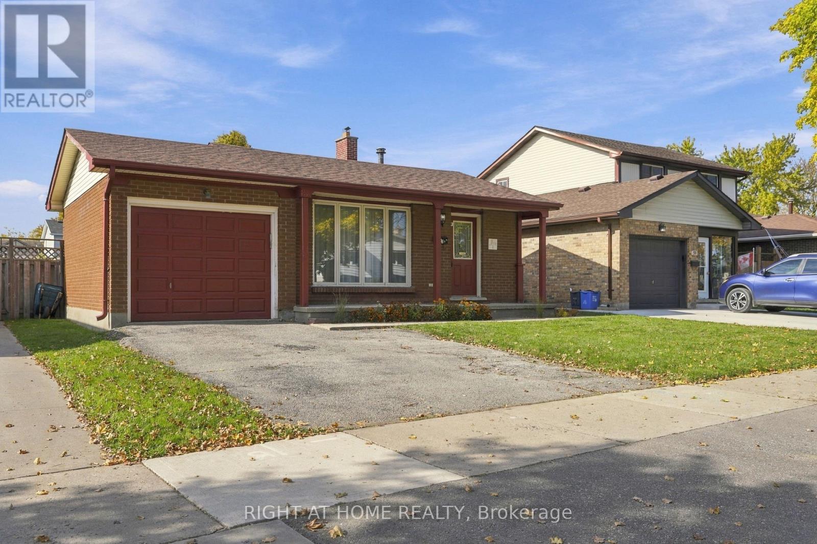53 Lysanda Avenue, London South, Ontario  N5Z 4L1 - Photo 3 - X14128358