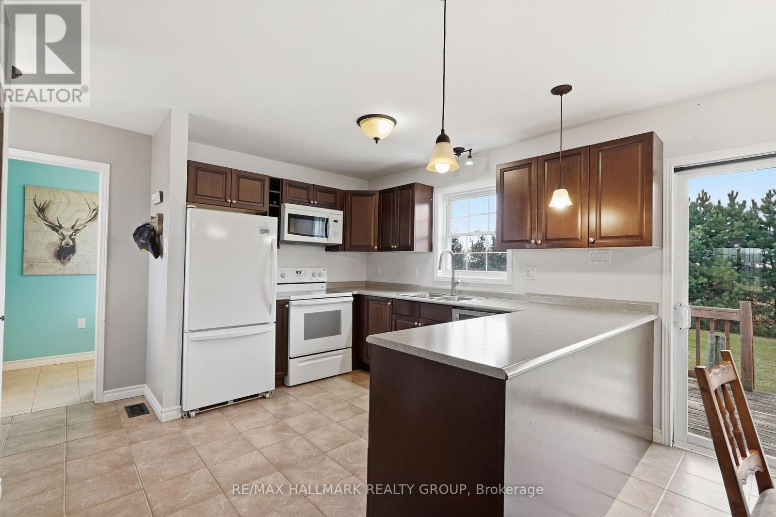 827 Route 11 Road, Alfred And Plantagenet, Ontario  K0B 1C0 - Photo 13 - X14128502