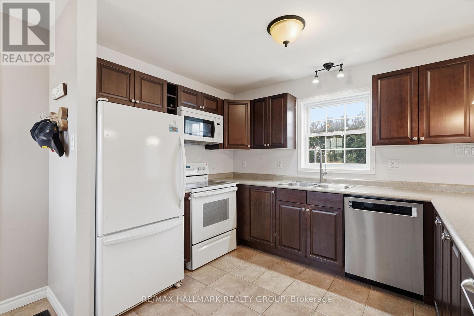 827 Route 11 Road, Alfred And Plantagenet, Ontario  K0B 1C0 - Photo 14 - X14128502