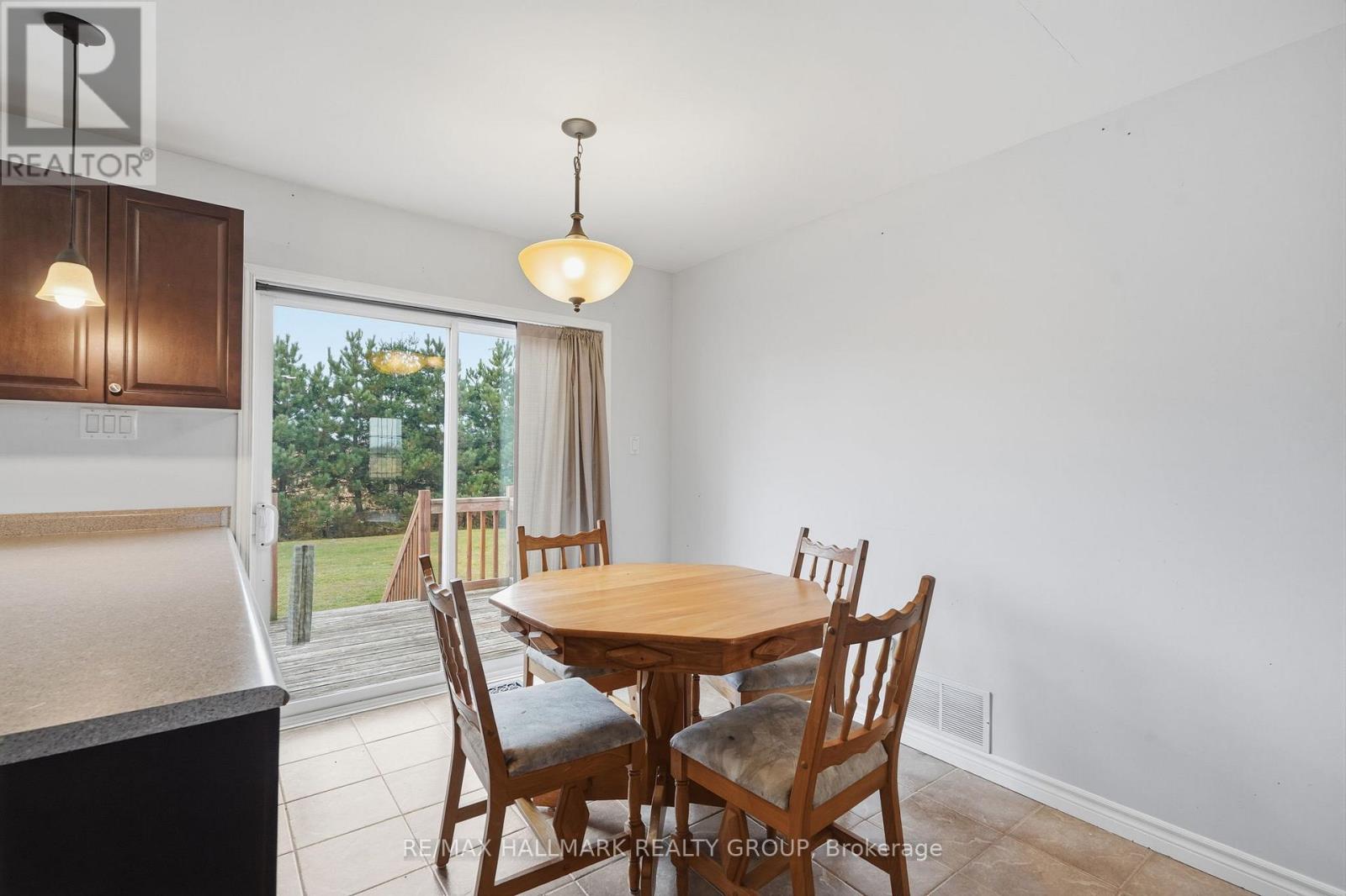 827 Route 11 Road, Alfred And Plantagenet, Ontario  K0B 1C0 - Photo 17 - X14128502