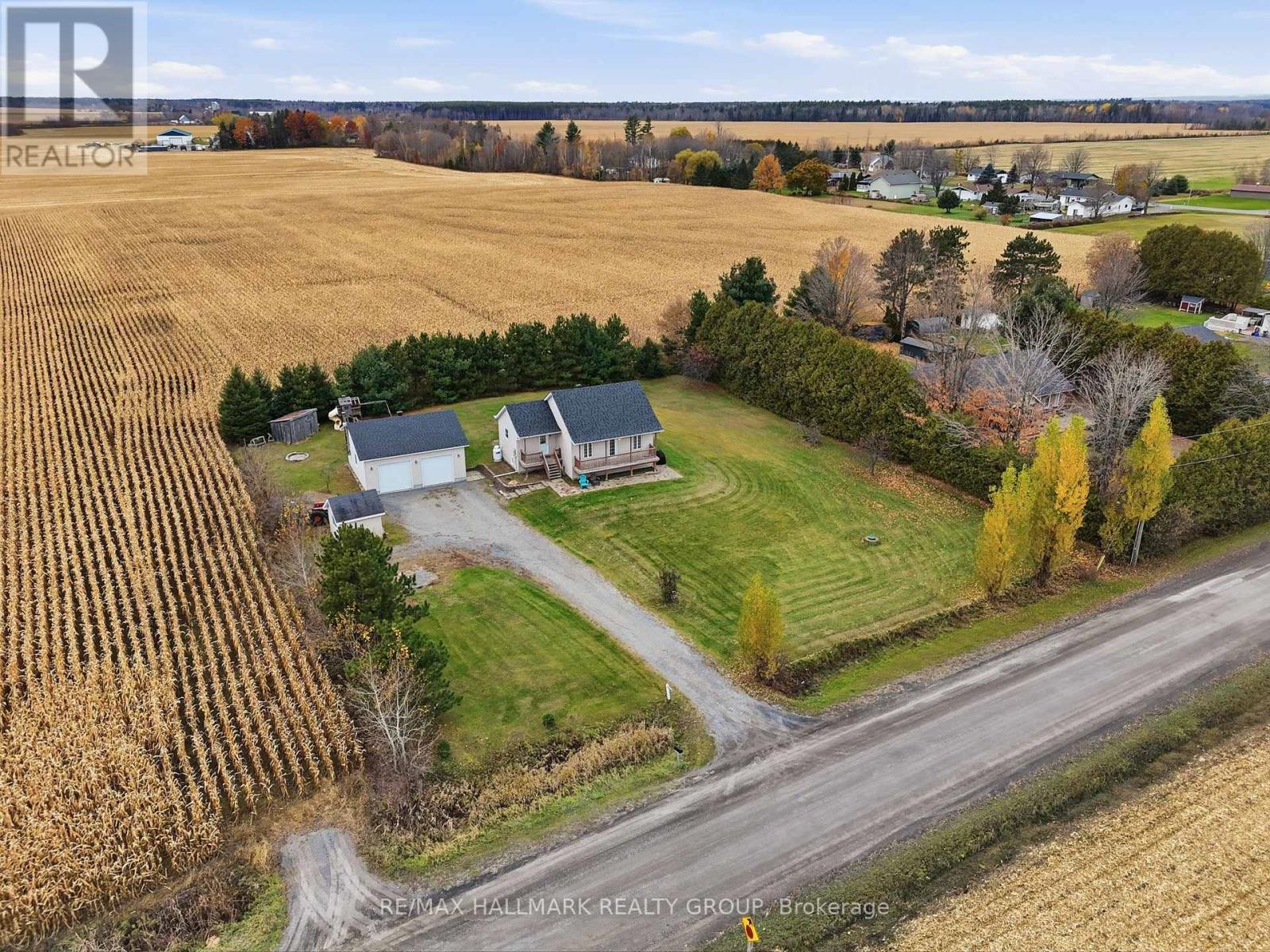 827 Route 11 Road, Alfred And Plantagenet, Ontario  K0B 1C0 - Photo 2 - X14128502