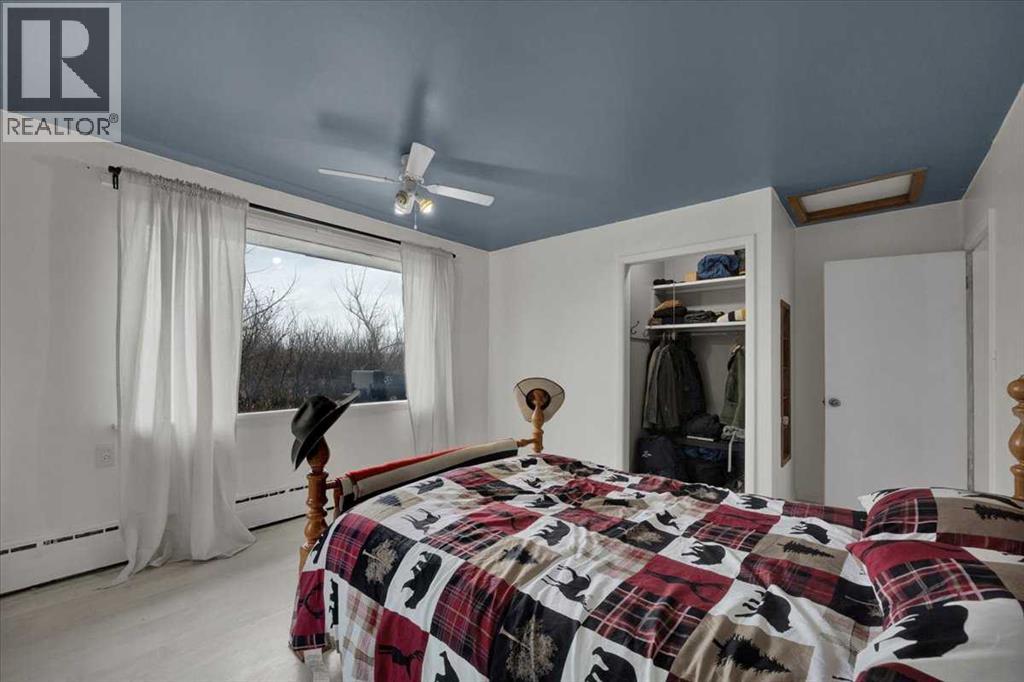 292017 Range Road 251, Rural Kneehill County, Alberta  T0M 0A0 - Photo 22 - A2355199