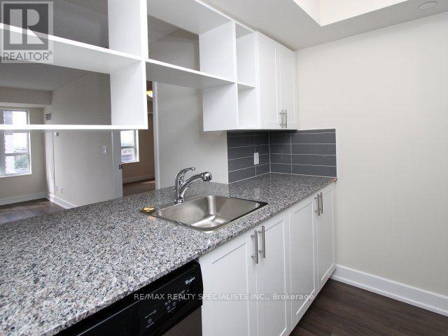707 - 6 Eva Road, Toronto (Etobicoke West Mall), Ontario  M9C 0B1 - Photo 8 - W14128304
