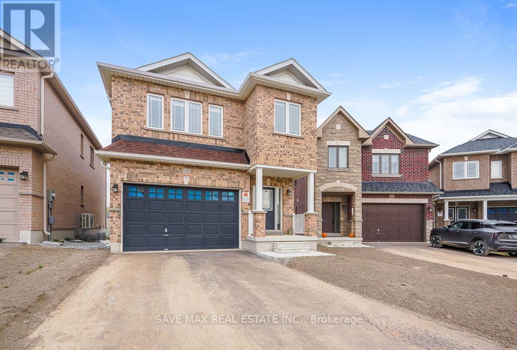 126 Palace Street, Thorold, Ontario  L2V 0M9 - Photo 2 - X14128300